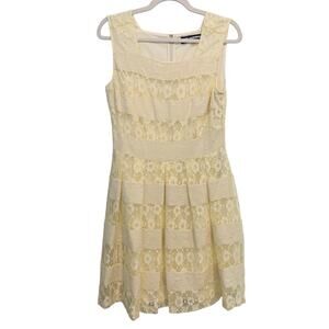 Karl Lagerfeld Size 6 Yellow Lace Striped Dress Sleeveless Fit & Flare